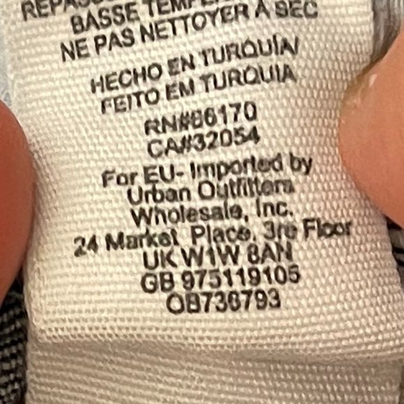 FREE PEOPLE - High-Rise Busted Distressed Skinny Jeans - Picture 6 of 9